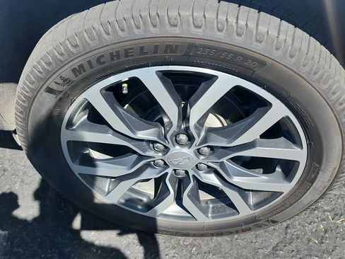 Used 2019 Cadillac XT5 Premium Luxury AWD/4WD image 11