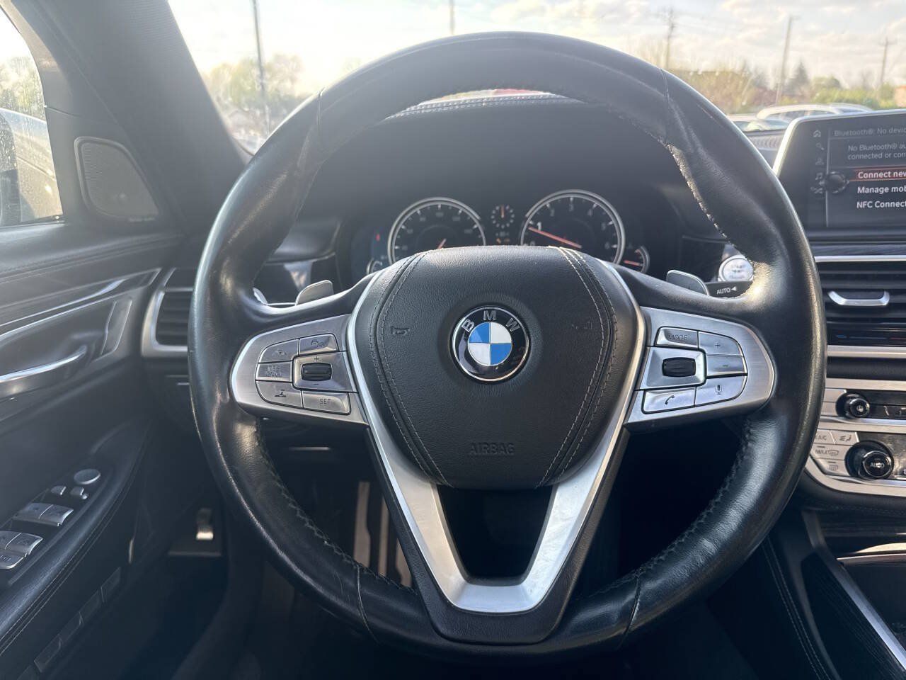 Used 2017 BMW 750i xDrive AWD/4WD image 21