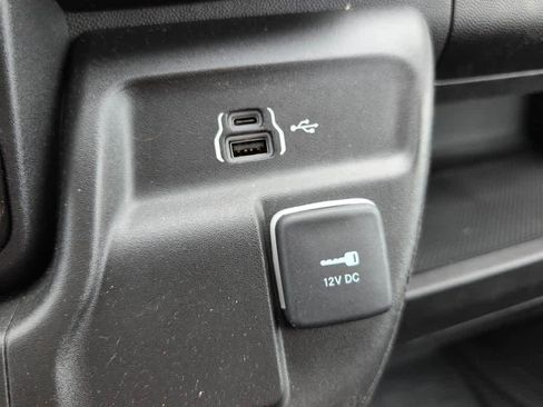 Used 2023 RAM ProMaster 2500 image 32