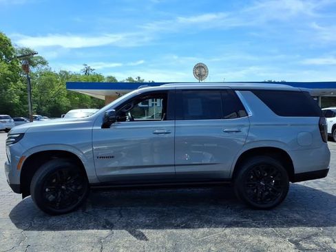 Used 2025 Chevrolet Tahoe Premier AWD/4WD image 12