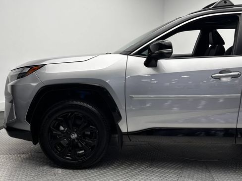 Used 2025 Toyota RAV4 XSE w/ Weather Package AWD/4WD image 5