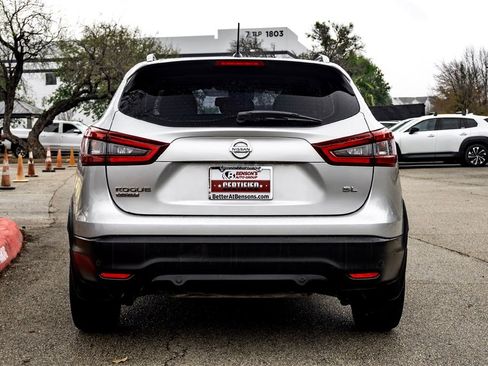 Used 2020 Nissan Rogue Sport SL w/ Premium Package image 6