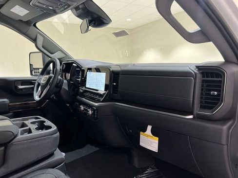 New 2026 GMC Sierra 3500 SLE w/ SLE Convenience Package AWD/4WD image 23