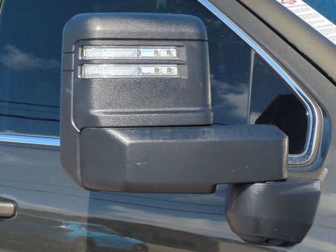 Used 2023 GMC Sierra 3500 SLE w/ SLE Convenience Package image 12