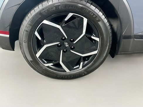 Used 2024 Hyundai Ioniq 5 SEL RWD image 11