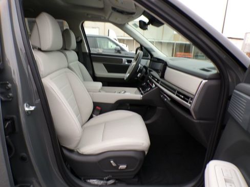 New 2026 Hyundai Santa Fe Calligraphy AWD/4WD image 13
