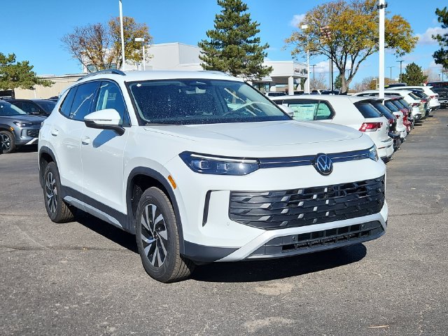 New 2026 Volkswagen Tiguan S AWD/4WD image 1
