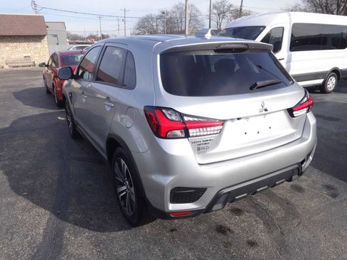 Used 2024 Mitsubishi Outlander Sport ES image 4