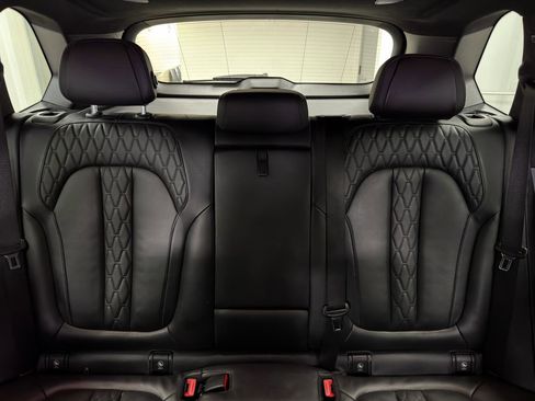 Used 2021 BMW X5 M50i w/ Executive Package image 33