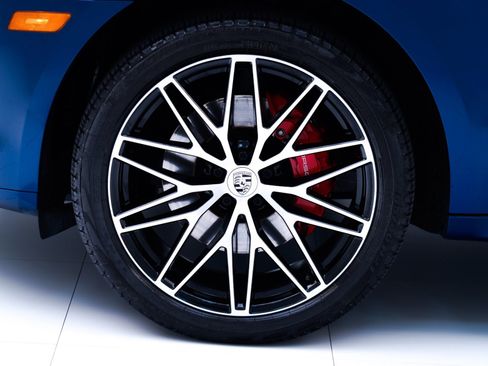 Used 2022 Porsche Macan S image 12