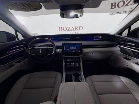 Certified 2026 Lincoln Nautilus Premier AWD/4WD image 29