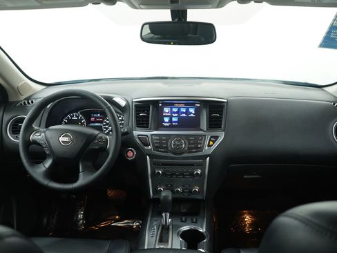 Used 2018 Nissan Pathfinder SL w/ SL Premium Package image 12