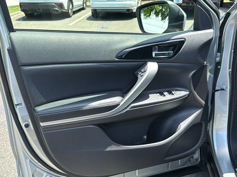 Used 2025 Mitsubishi Eclipse Cross SE AWD/4WD image 9