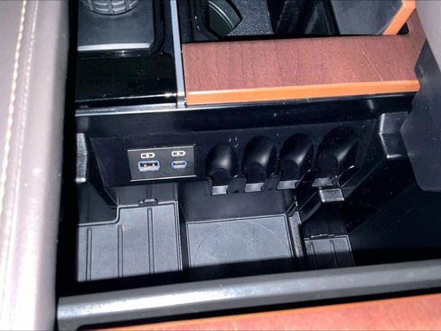 Used 2023 Toyota Tundra 1794 Edition image 35