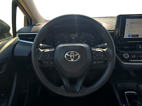 Used 2025 Toyota Corolla LE w/ LE Premium Package FWD image 13
