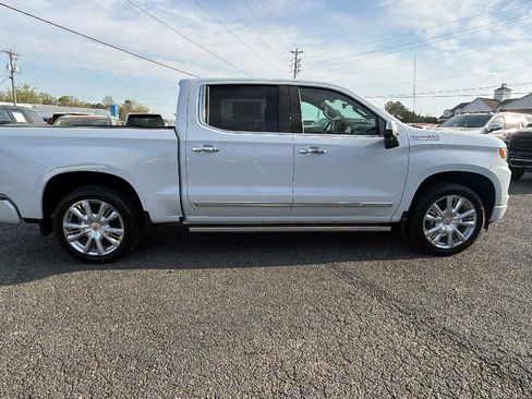 New 2026 Chevrolet Silverado 1500 High Country AWD/4WD image 4