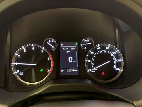 Used 2021 Lexus GX 460 Premium AWD/4WD image 22