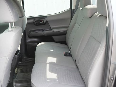 Used 2023 Toyota Tacoma SR AWD/4WD image 29