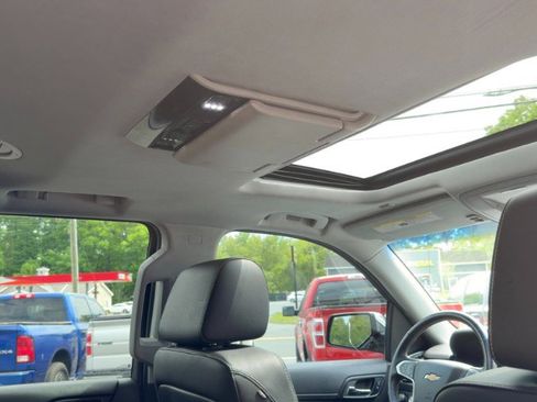 Used 2016 Chevrolet Tahoe LTZ AWD/4WD image 15