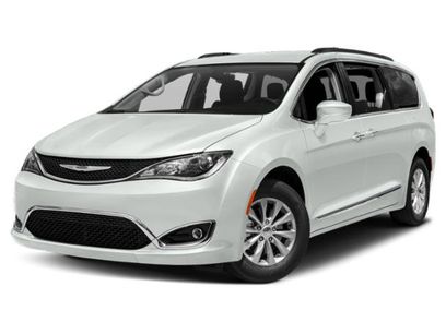 Certified 2019 Chrysler Pacifica Limited