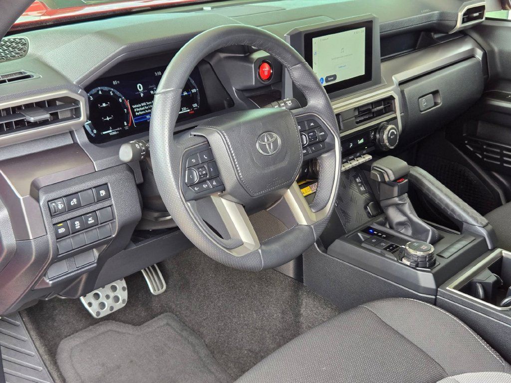 Used 2025 Toyota 4Runner TRD Sport AWD/4WD image 10