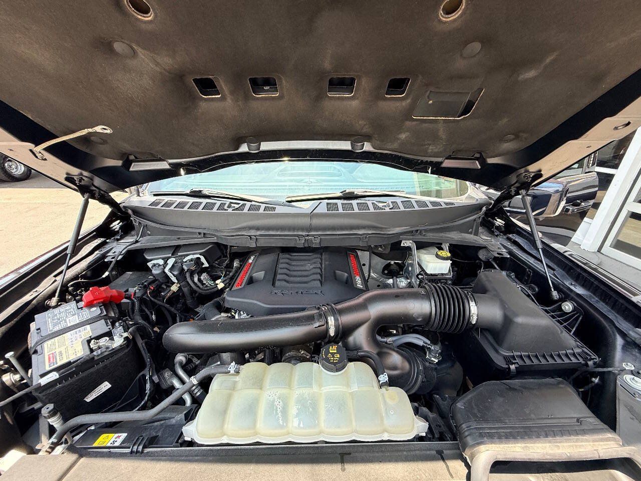Used 2022 Ford F150 Raptor w/ Equipment Group 801A High AWD/4WD image 46