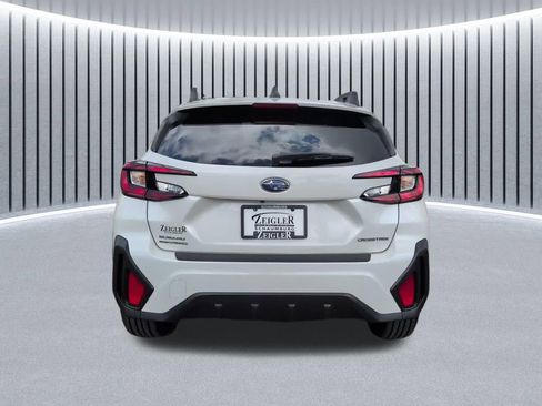 Used 2024 Subaru Crosstrek 2.0i Premium AWD/4WD image 7