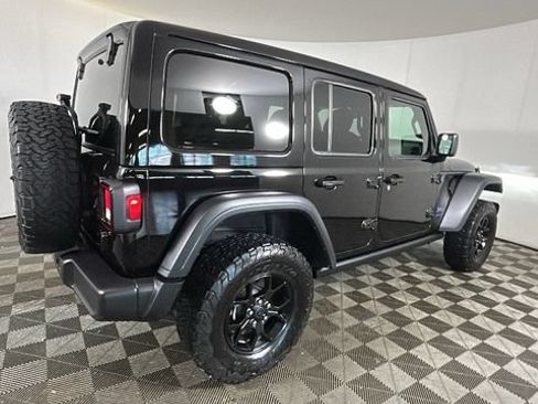 Used 2024 Jeep Wrangler Unlimited AWD/4WD image 2