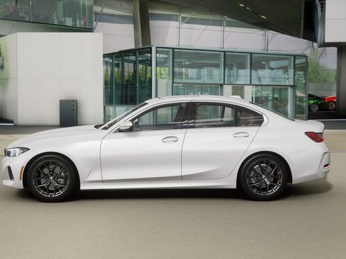 New 2026 BMW 330i xDrive Sedan w/ Premium Package image 31