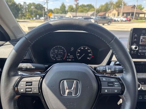 Used 2023 Honda CR-V EX-L image 18