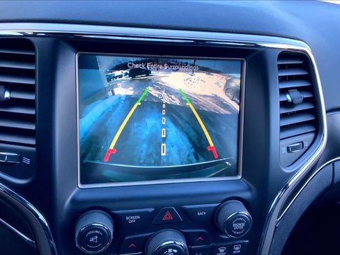 Used 2016 Jeep Grand Cherokee Limited image 29