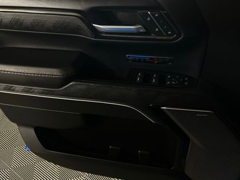 Used 2023 GMC Sierra 1500 AT4X image 26