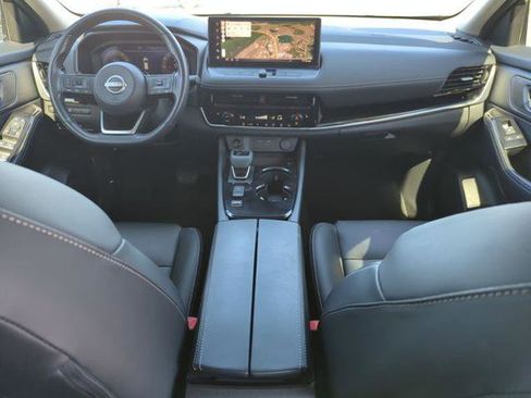 Certified 2024 Nissan Rogue SL FWD image 25