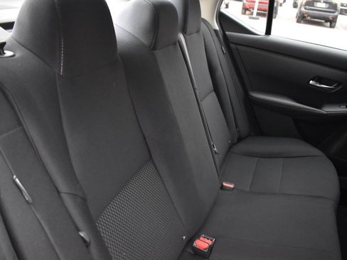 Used 2021 Nissan Sentra S image 36