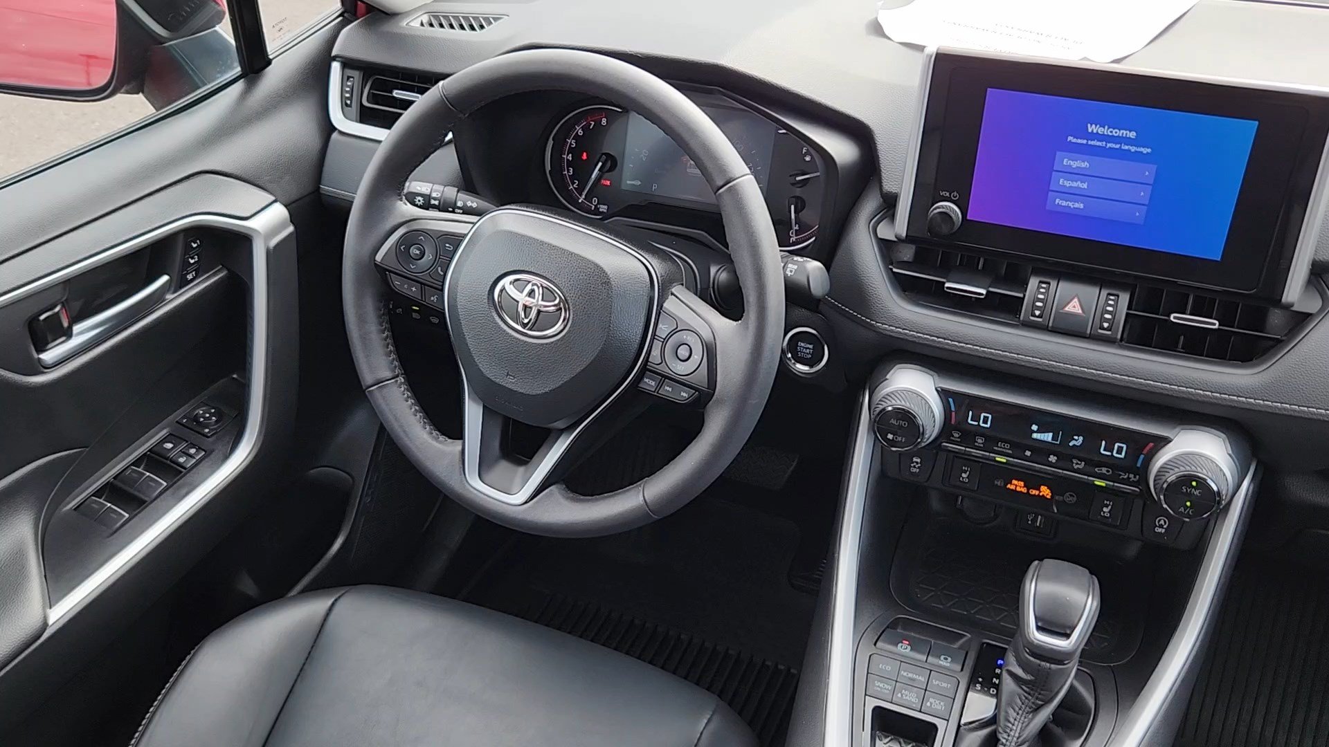 Certified 2023 Toyota RAV4 XLE Premium AWD/4WD image 5