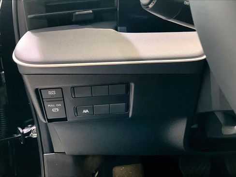 New 2026 Nissan Leaf SV+ w/ Illuminated Package image 15