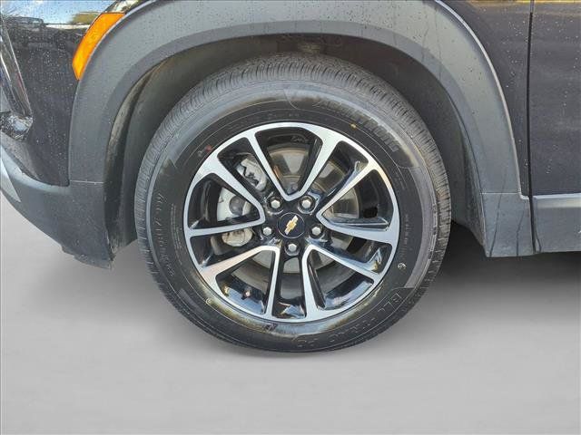 Used 2025 Chevrolet TrailBlazer LT FWD image 21