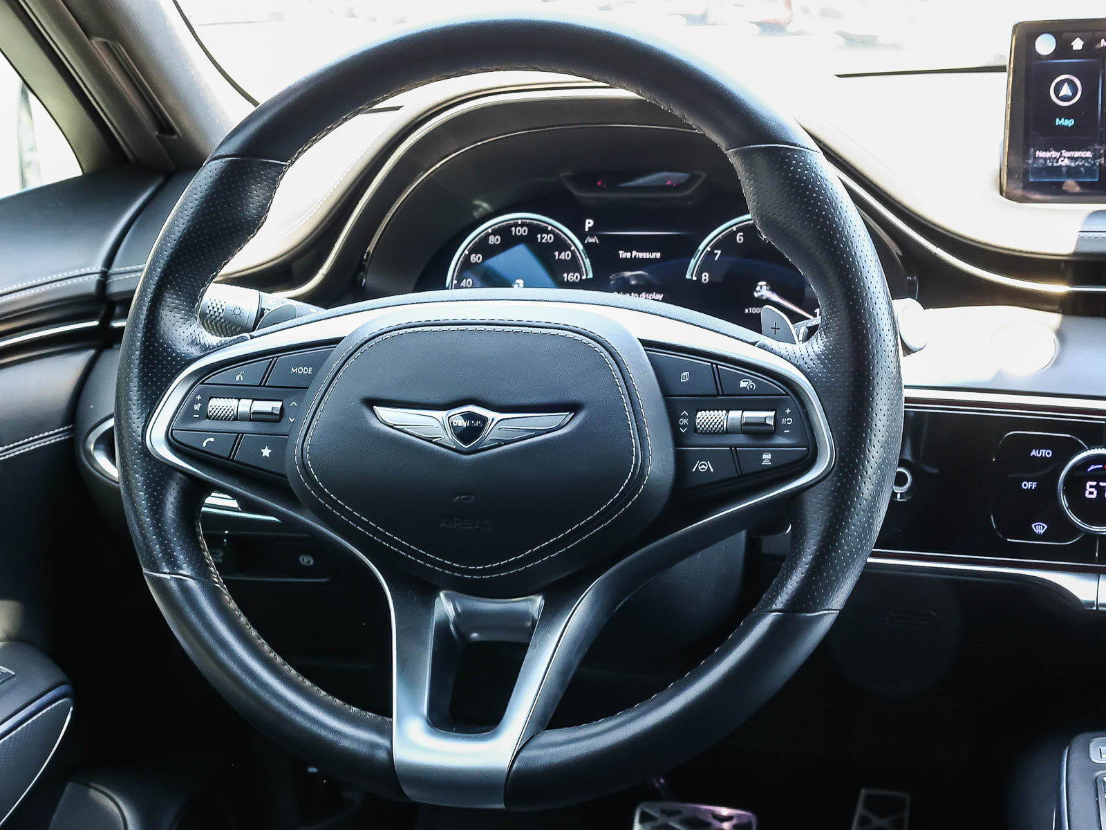 Used 2023 Genesis GV70 2.5T w/ Sport Prestige Package AWD/4WD image 15