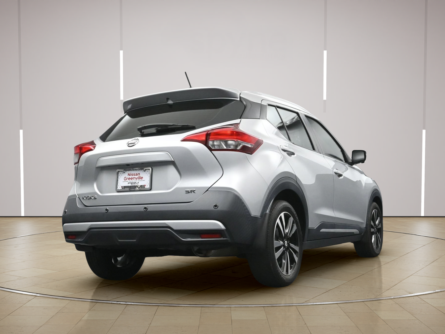 Used 2020 Nissan Kicks SR w/ SR Premium Package FWD image 25