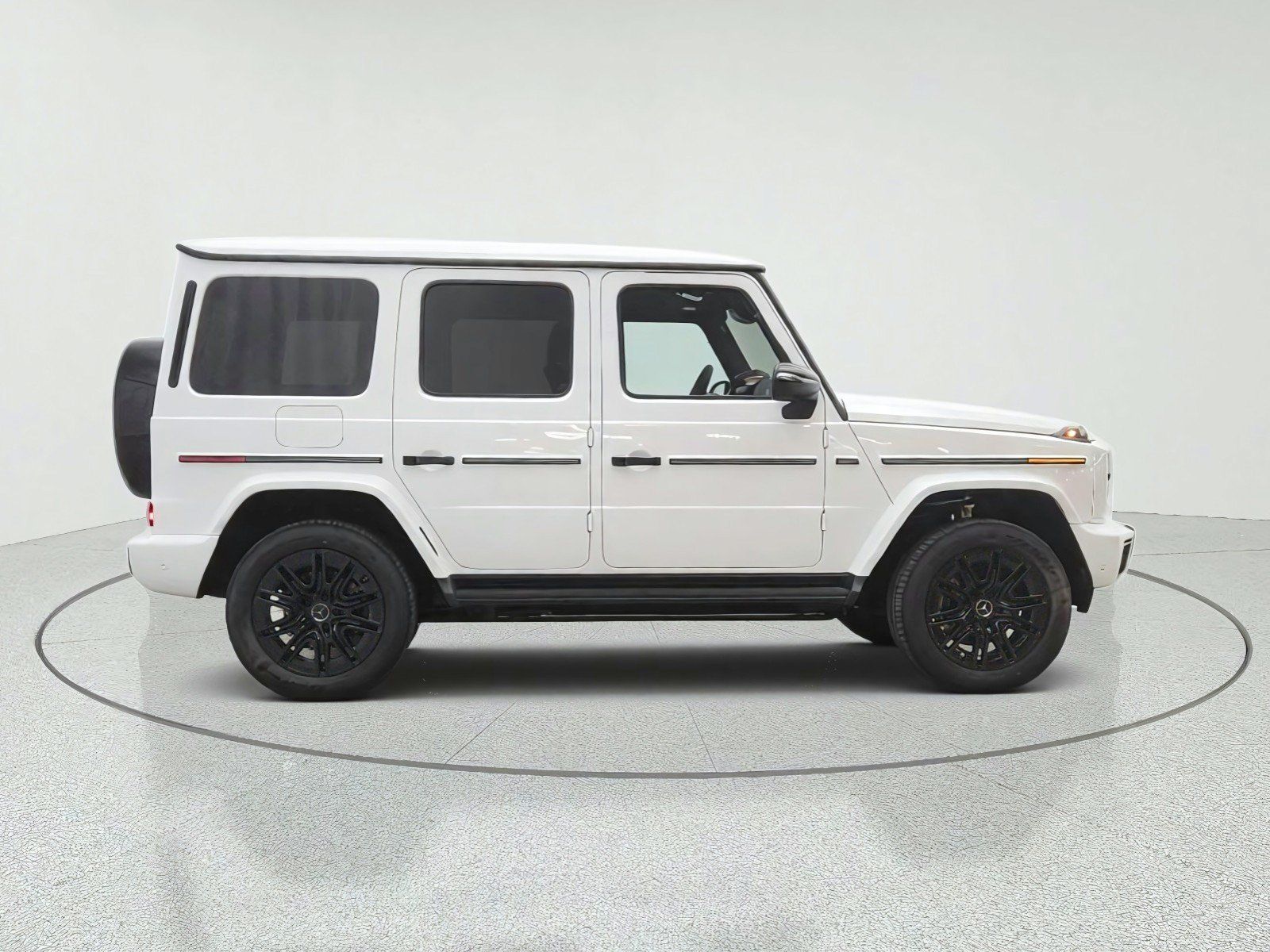 New 2027 Mercedes-Benz G 580 e image 4