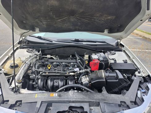 Used 2012 Ford Fusion SE FWD image 17