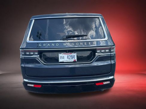 Used 2024 Jeep Grand Wagoneer Series I w/ Convenience Group III AWD/4WD image 5
