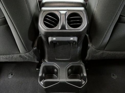 Used 2021 Jeep Wrangler Unlimited Sport image 20