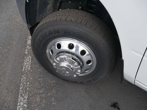 Used 2024 RAM 3500 SLT w/ Quick Order Package 2YG SLT image 10