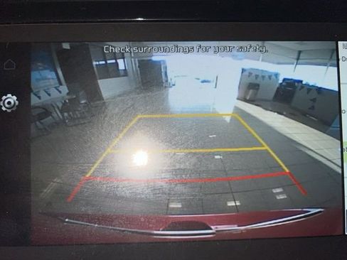 Used 2022 Kia Niro EX image 25