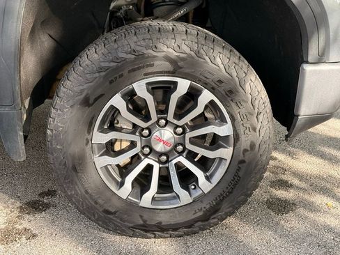Used 2020 GMC Sierra 1500 AT4 w/ AT4 Premium Package AWD/4WD image 39