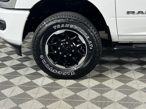 Used 2025 RAM 2500 Laramie image 10
