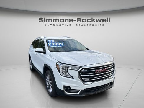 Used 2023 GMC Terrain SLT image 3