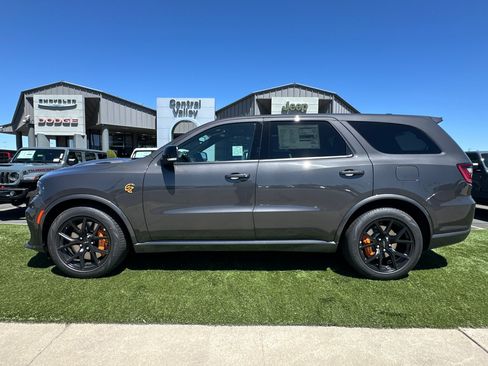 New 2026 Dodge Durango SRT Hellcat w/ Premium Group AWD/4WD image 7