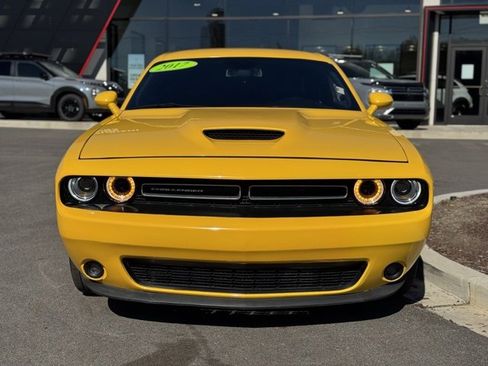 Used 2017 Dodge Challenger R/T w/ Sound Group image 6
